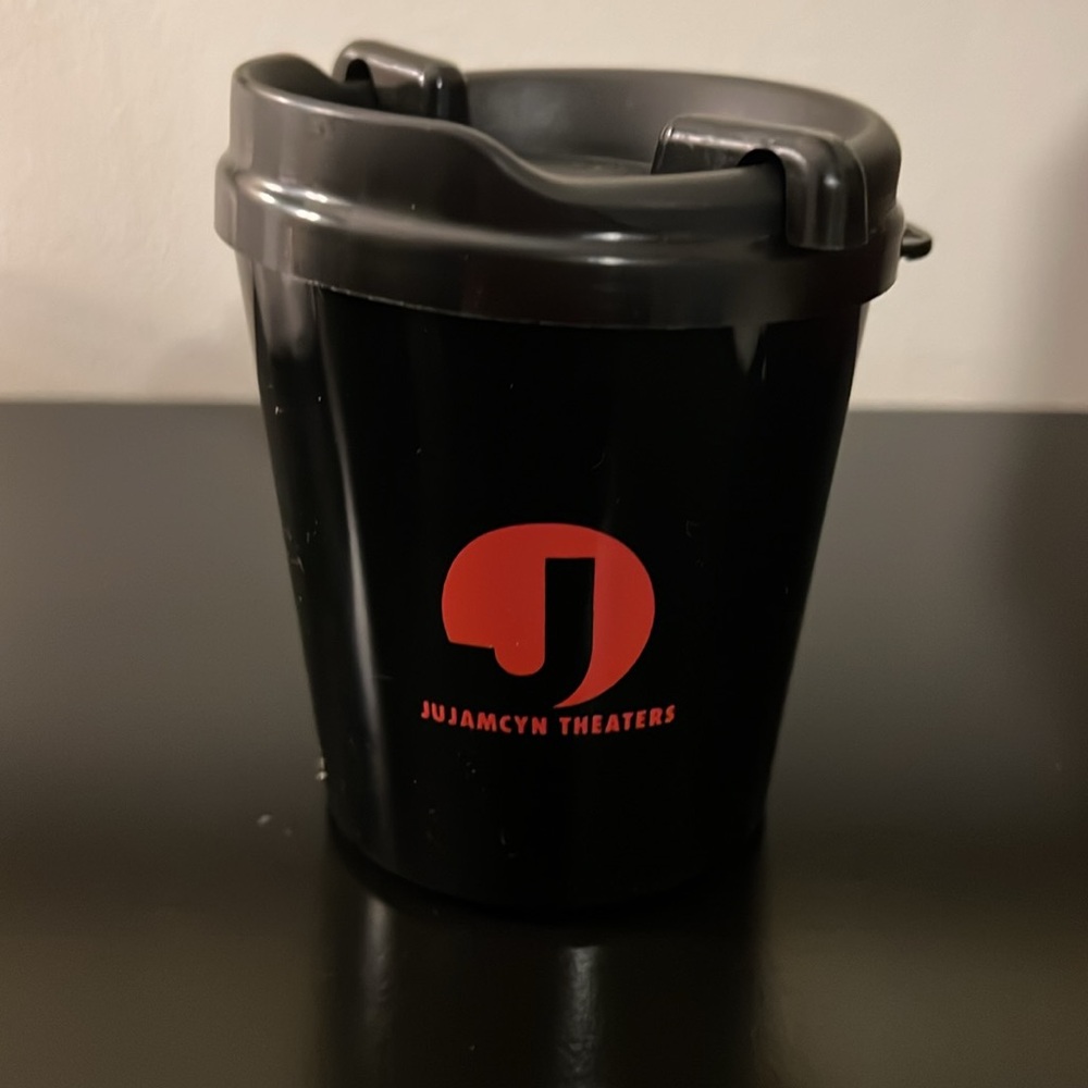 Moulin Rouge Cup - Picture 3 of 7
